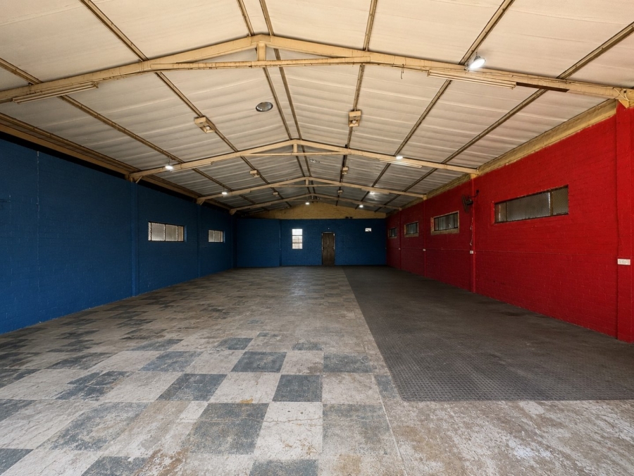 To Let Commercial Property for Rent in Wilgeboom A H North West